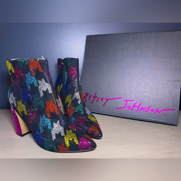 Betsy Johnson Bright and Sparkling Textured Flare Heeled Booties NIB - Picture 4 of 6